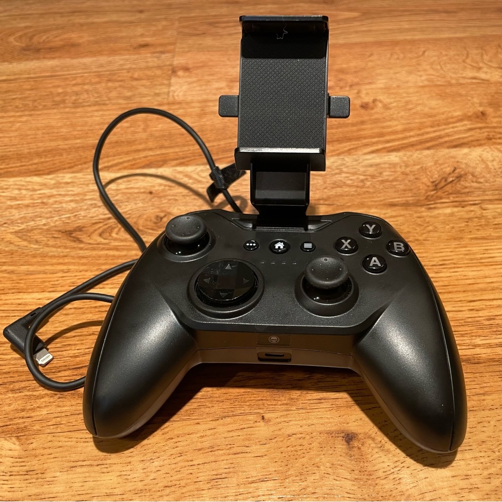 Rotor Riot (RR1852) Controller for Apple iOS7 or later devices - Black - Picture 5 of 10